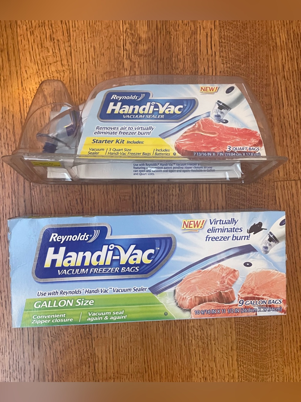 Vtg Reynolds Handi-Vac Handheld Vacuum Sealer Starter Kit & 9ct Gallon Bags NOS